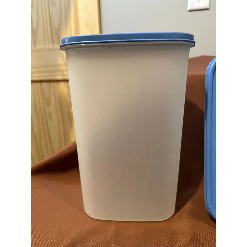 Tupperware set storage